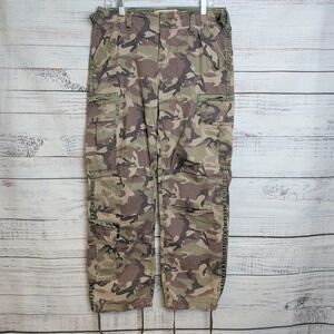 Vintage Abercrombie & Fitch Women's Camo Cargo Pants 10R Paratrooper Y2K Baggy